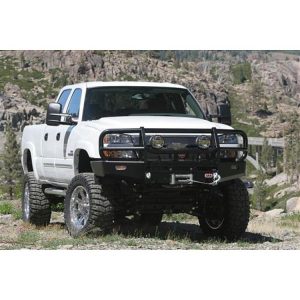 ARB Black Chevrolet Silverado Deluxe Bull Bar Winch Mount Front Bumper (Black) - 3462020